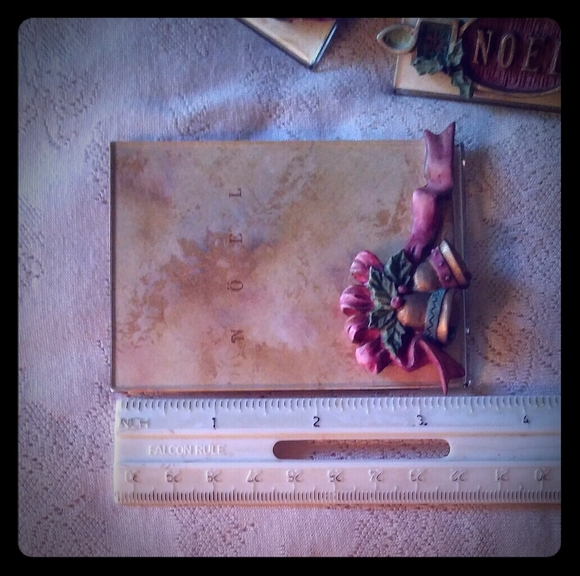 Charpente Magnetic Holiday Photo Magnets - Picture 7 of 8